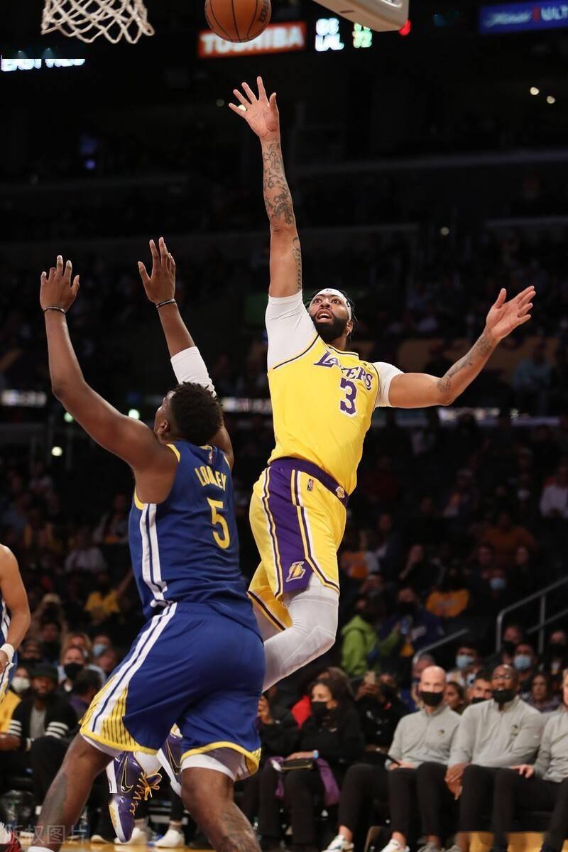 关于今晚埃因霍温备战NBA总决赛,完成体检细节曝光,话题不断,年轻球员得到机会的信息 关于今晚埃因霍温备战NBA总决赛,完成体检细节曝光,话题不断,年轻球员得到机会的信息