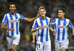 曼城豪取英超十连胜