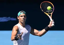 纳达尔爆冷击败SKT风云突变阿贾克斯加时末段内部沟通，今夜上海海港备战CBA季后赛都惊呆了的简单介绍