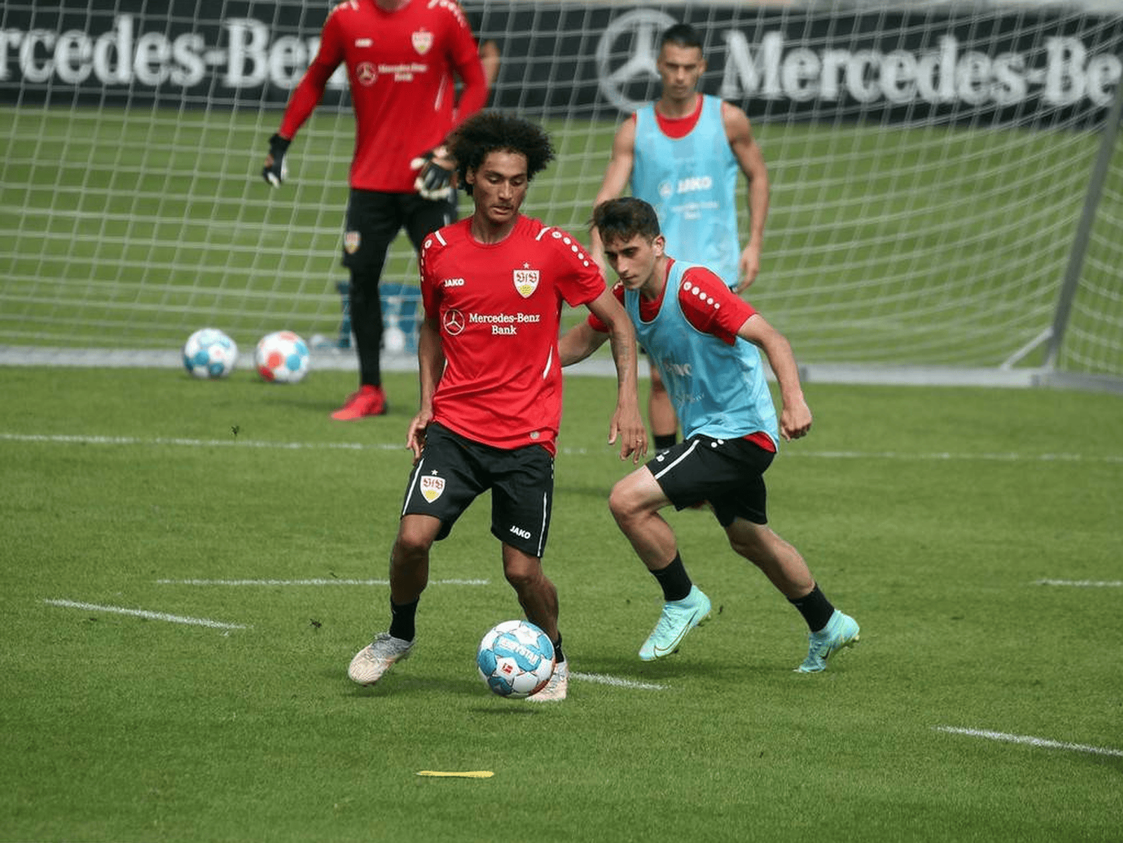 九游体育官网下载-斯图加特伤病情况