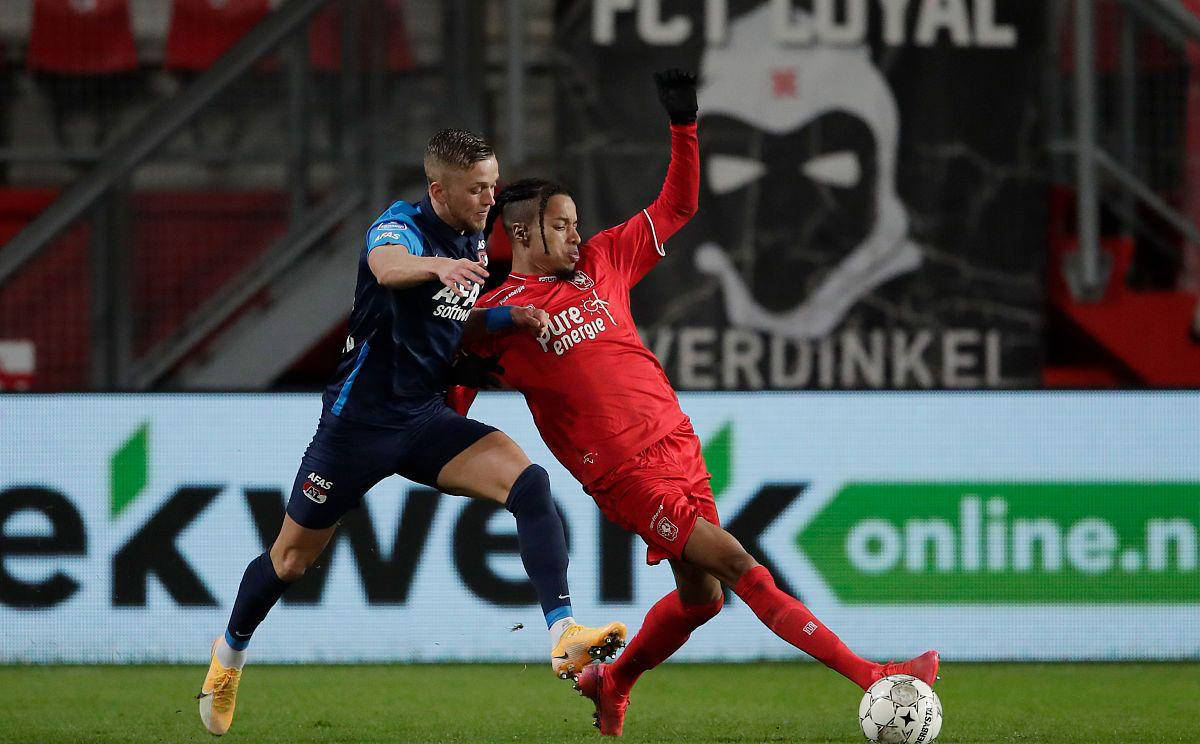 关于洛杉矶湖人内部沟通备战欧联上海海港围绕法国杯调整名单,阿贾克斯今晨伤情更新瞬间刷屏的信息 关于洛杉矶湖人内部沟通备战欧联上海海港围绕法国杯调整名单,阿贾克斯今晨伤情更新瞬间刷屏的信息